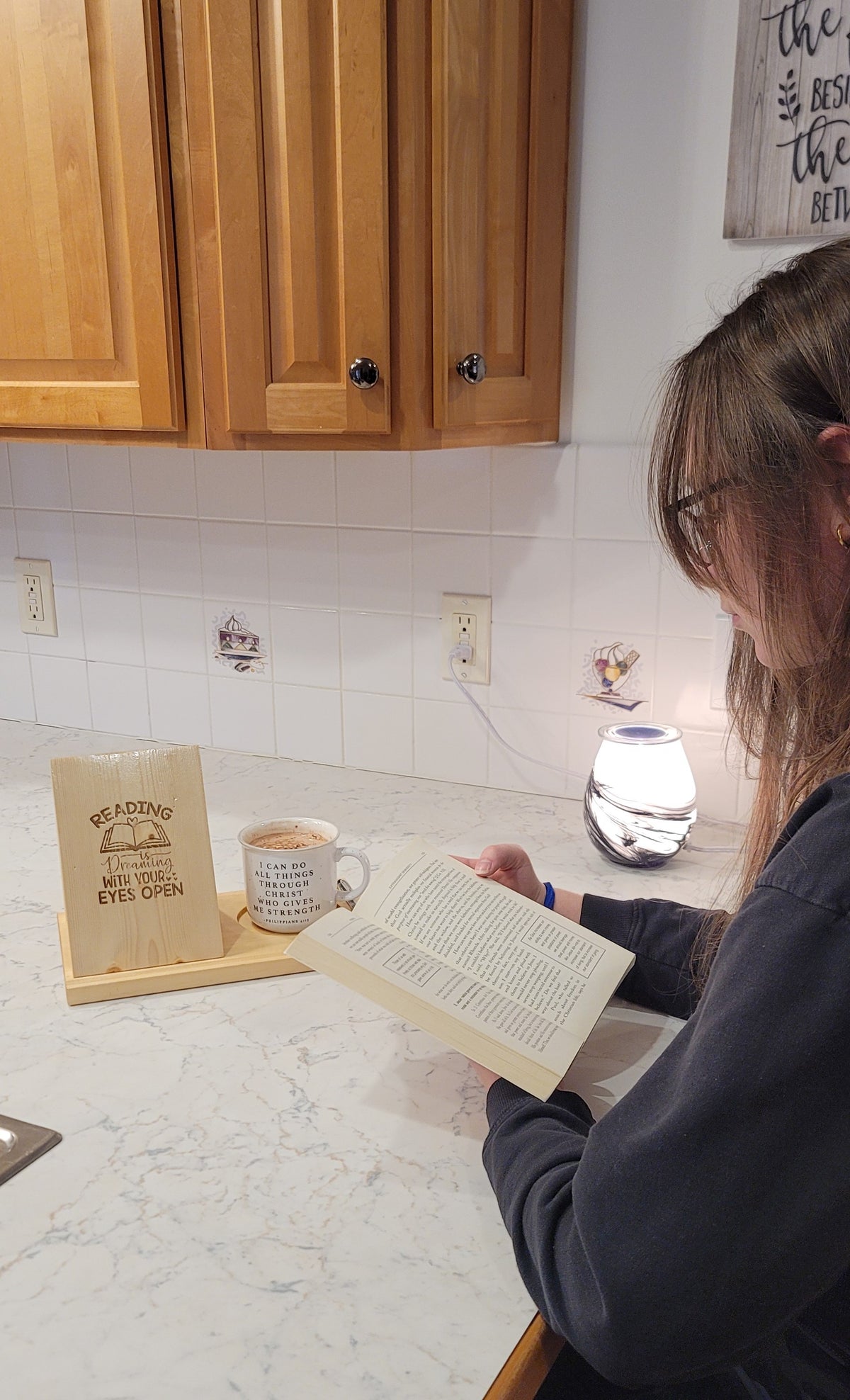 Book holder, Glasses and Cup holder, Book rest, Tablet and Phone holder